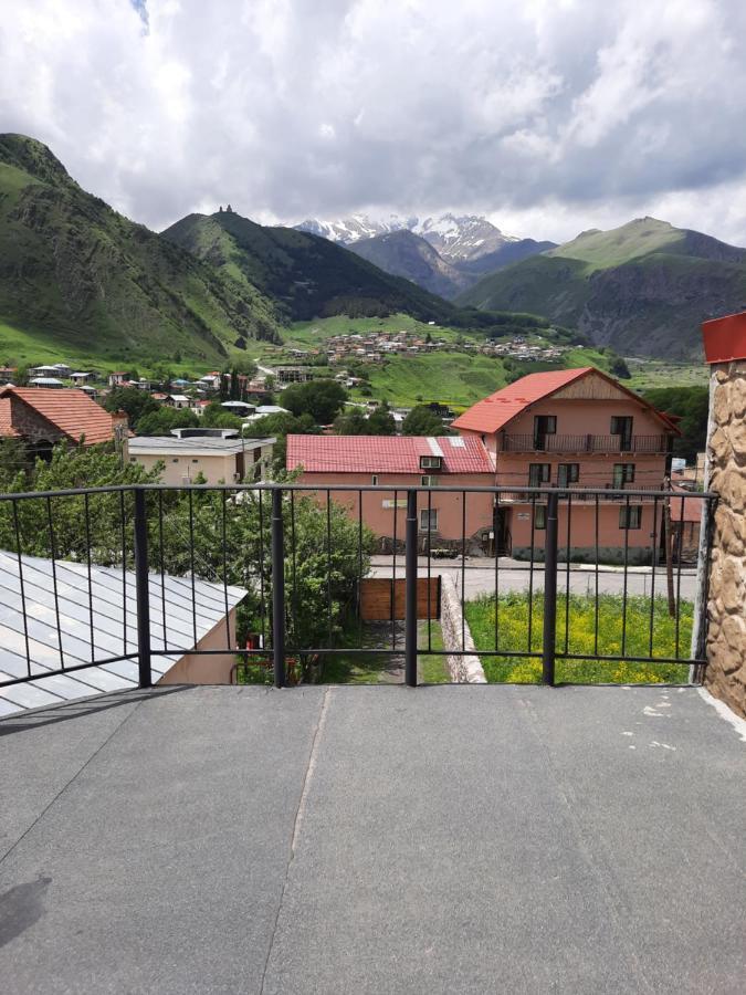 Four Season In Kazbegi Ξενοδοχείο Εξωτερικό φωτογραφία