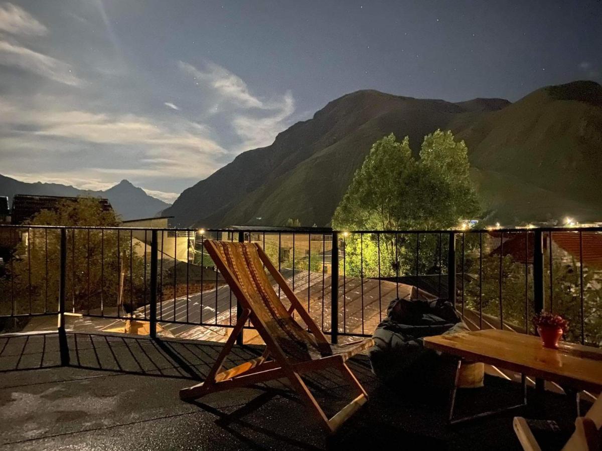 Four Season In Kazbegi Ξενοδοχείο Δωμάτιο φωτογραφία